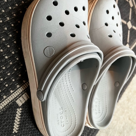 CROCS - Picture 2 of 5